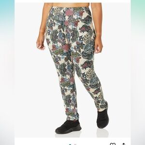 NWT slimsation leggings size large